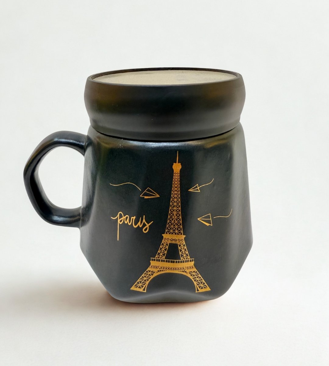 Matte Black Ceramic Eiffel Tower Mug with Lid | Luxury Paris Theme Coffee Cup | Travel & Gift Idea